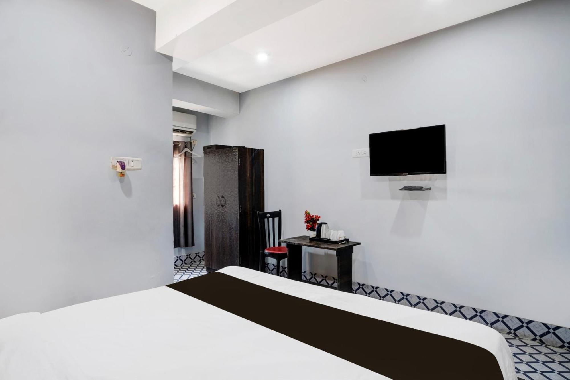 Hotel O Noonmati Guwahati Formerly Hotel Sundari Nunmati ภายนอก รูปภาพ