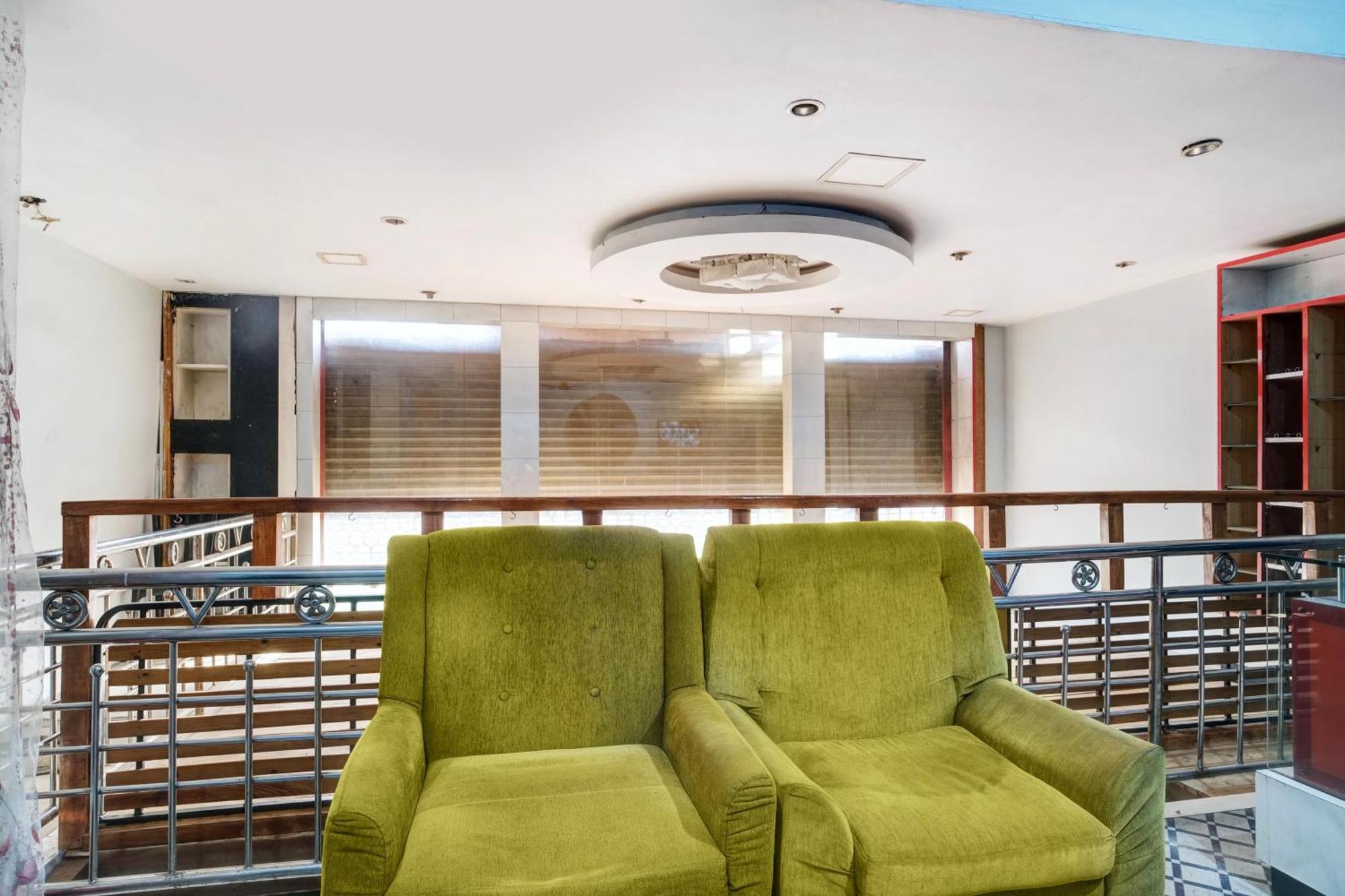 Hotel O Noonmati Guwahati Formerly Hotel Sundari Nunmati ภายนอก รูปภาพ